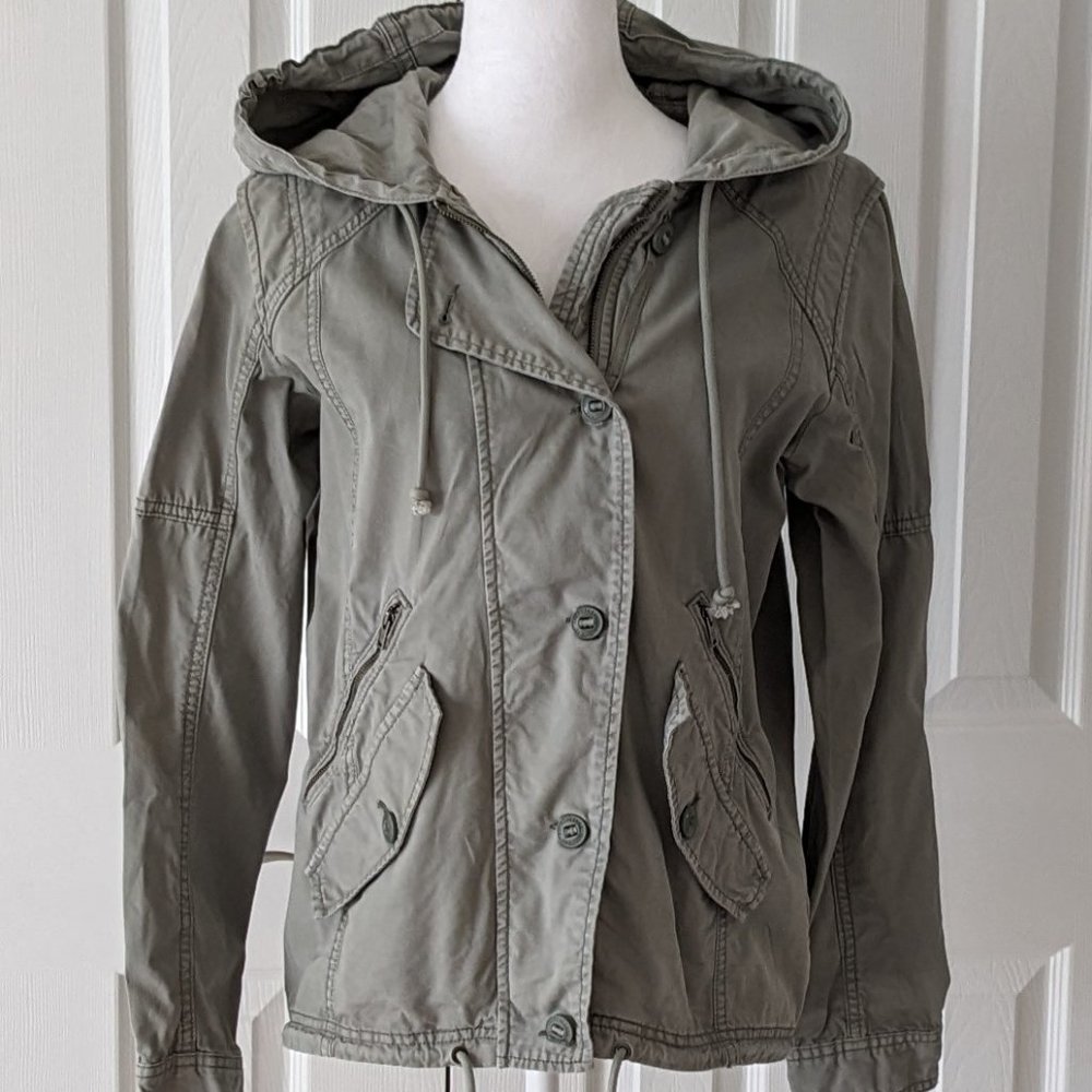 AMERICAN EAGLE OUTFITTERS Women's Hooded Military Utility Jacket  Size S  Green